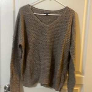 Long sleeve sweater nice casual light weight sweater